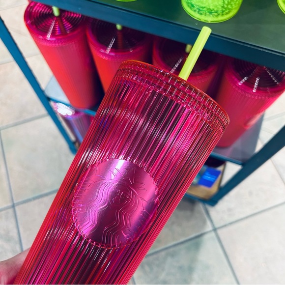 Starbucks Pink Pleated Cup Magenta Iridescent Bling Tumbler 24oz Venti New 2023 - Picture 4 of 10